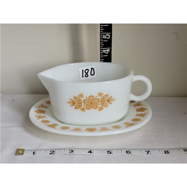 Vintage, discontinued  Corning, Pyrex gravy boat.