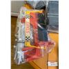 Image 3 : Cox Race Car Set With 2 Cars