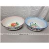 Image 1 : Pair of enamel basins (one has small chips)