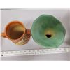 Image 5 : Pair of Roseville vases (small chip)