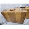 Image 2 : Two vintage suitcases from 1940's