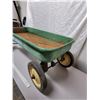 Image 5 : John Deere metal wagon (one wheel needs repairing)