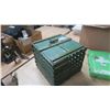 Image 2 : Vintage green egg crate