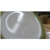 Image 7 : Pyrex 2 qt casserole dish with lid, green