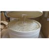 Image 3 : Nesco food dehydrator & jerky maker