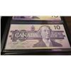 Image 7 : Lasting Impressions Bank of Canada set of 2 $10 Uncirculated Bank Notes with Identical Serial Number