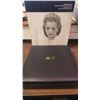 Image 5 : 2019 Viola Desmond $20 coin and $10 Banknote. The Proof coin is 99.99 pure Silver, while the note is