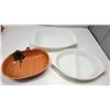 Image 1 : Set of 2 Pyrex Cooking dishes (Large - 2 1/2 Qt & Split - 1 1/2 Qt) and Pumpkin platter dish