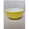 Image 1 : Pyrex primary yellow bowl 1945-49