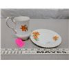 Image 1 : Saskatchewan Lily cup and 4” dessert plate, Royal Windsor Bone China