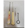 Image 2 : Lot of glove hooks and button hooks