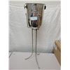 Image 1 : Champagne bucket and stand
