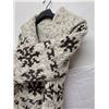 Image 3 : Cowichan sweater, large