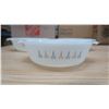 Image 2 : 3 fire king ovenware dishes