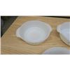 Image 7 : 3 fire king ovenware dishes