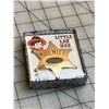 Image 1 : VINTAGE LITTLE LAW MAN SHERIFF BADGE PIN IN BOX