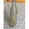 Image 2 : VINTAGE SHAMROCK BOTTLING WORKS MEDICINE HAT BOTTLE