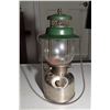 Image 2 : 1950 242B Coleman Lantern