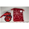 Image 2 : Acrylic SPIDERMAN figurine with velvet storage bag
