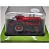 Image 2 : Die Cast - McCormick W6 Tractor - Scale 1:64