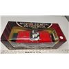 Image 2 : Die Cast Metal Deluxe Edition - 1956 Red Convertible FORD THUNDERBIRD - 1:18 Scale