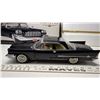 Image 1 : Die Cast - Ertl Collectables - 1957 Black 2 Door Hardtop CHRYSLER 300C - 1:18 Scale