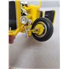 Image 4 : 1:18 32 Ford American Graffiti - Front drivers side tire needs repair