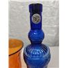 Image 6 : 2 old blue bottles & vases