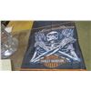Image 2 : Harley-Davidson Skeleton holding wrenches flag