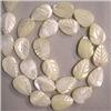 Image 1 : 14x10 MM CARVED MOTHER OF PEARL LEAVES STRAND - 16 INCHES