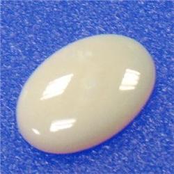 4.57 CTS OVAL SHAPED OPAL CABOCHON 16x9 MM