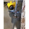 Image 2 : 4 WEEDEATERS - GAS, CORDLESS AND 2 ELECTRIC