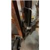 Image 2 : 3 PIPE CLAMPS