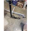 Image 3 : 2 HITCH MOUNTED BIKE RACKS