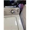 Image 3 : GE WASHER - WORKING