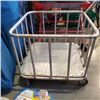 Image 2 : ROLLING CAGE CART
