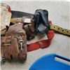 Image 3 : JOURNEYMAN WORK BELT WITH TIE WIRE REEL, 2" HITCH AND TIRE CHAINS