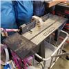 Image 1 : ROUTER TABLE WITH ROUTER WORKING