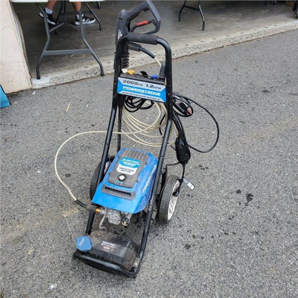 POWERSTROKE 2000PSI ELECTRIC PRESSURE WASHER WORKING WITH 5 ATTACHMENTS