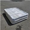 Image 1 : QUEENSIZE BEAUTYREST AIR MATTRESS