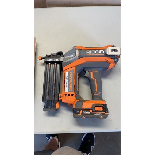 RIDGID HYPER DRIVE BRUSHLESS CORDLESS NAIL GUN WITH BATTERY 5/8 - 2-1/8 INCH - NO CHARGER