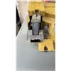 Image 3 : TOTE OF SHOP SUPPLIES, BENCH GRINDER, TORUBLE LIGHT, CORDLESS DRILL