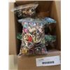 Image 2 : 4 SMALL BAGS OF JEWELRY