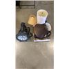 Image 1 : 5 TABLE LAMPS AND SPOTLIGHT