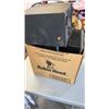 Image 3 : 2 BOXES OF HAIR ACCESSORIES, AMAZON OVERSTOCK ITEMS AND CASE, 2 PROJECTORS
