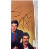 Image 2 : REAL AUTHENTIC SIGNED QUEEN PHOTO