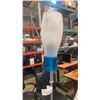 Image 2 : UMBRA FLOOR LAMP