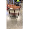 Image 2 : WOOD D TABLE