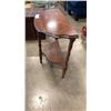 Image 3 : WOOD D TABLE