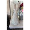 Image 2 : 2 GALVANIZED PAILS WITH ARTIFICIAL FLOWERS AND WEDDING DRESS DECORATION